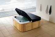 Vasca idromassaggio da esterno jacuzzi AW-001 "low cost"